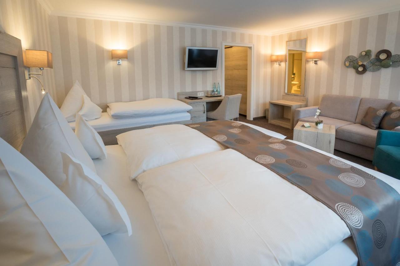 Hotel Garni Fuerst Von Waldeck 빌링겐 외부 사진